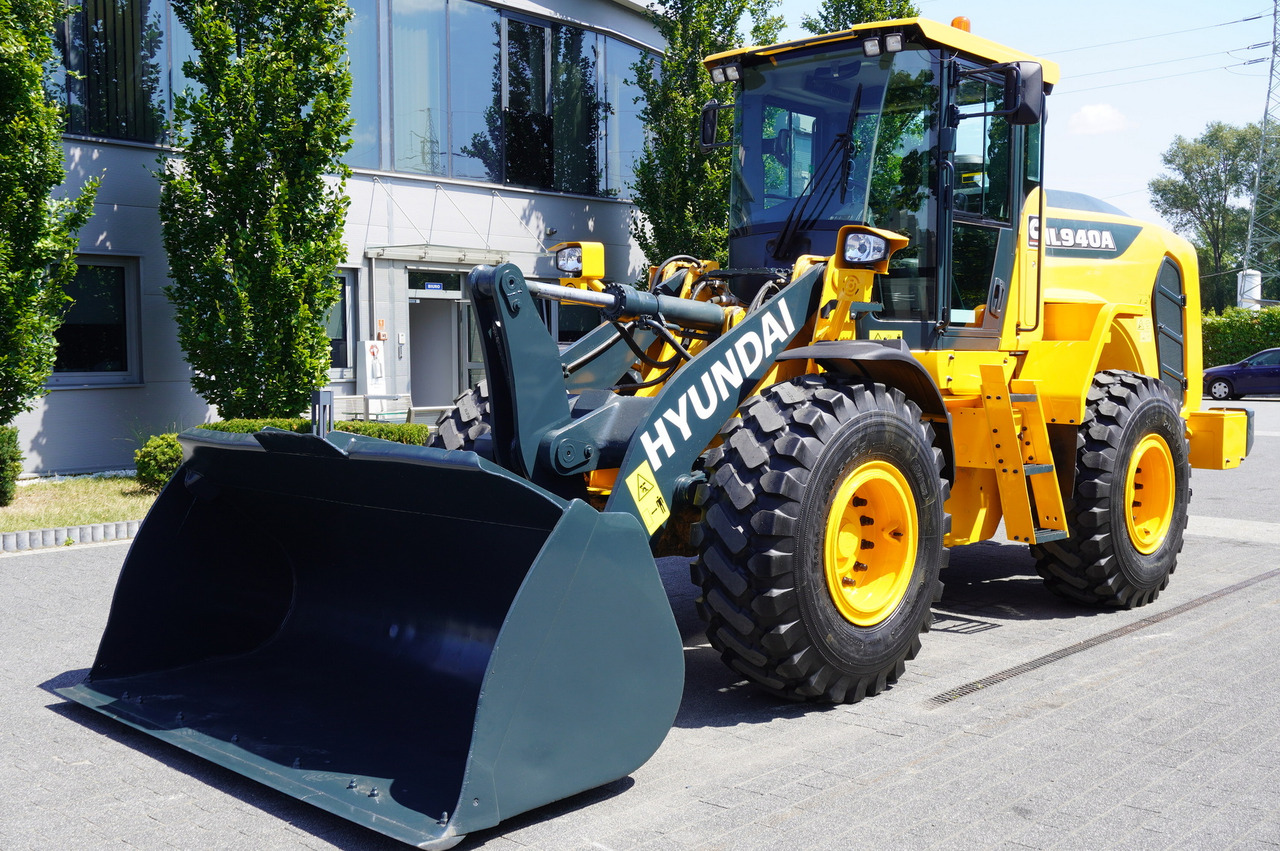 HYUNDAI HL940A articulated loader / year 2021 / weight 13.5t year of production 2021 - Wheel loader: gambar 4 HYUNDAI HL940A articulated loader / year 2021 / weight 13.5t year of production 2021 - Wheel loader: gambar 4