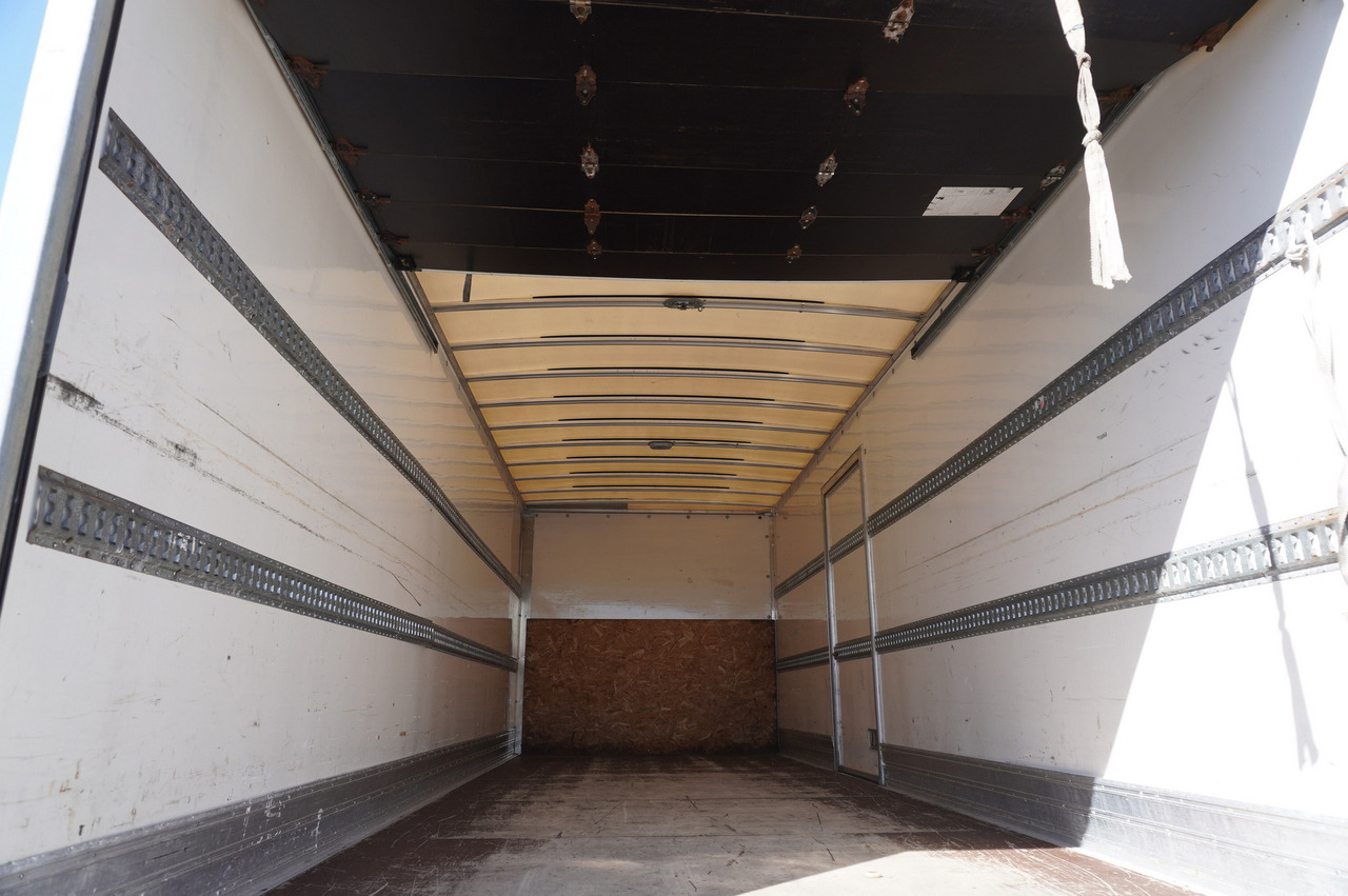IVECO 120-190 / 160 thousand km !!! / Box 18 EPAL / Dhollandia lift 1500 kg - Truk box: gambar 5 IVECO 120-190 / 160 thousand km !!! / Box 18 EPAL / Dhollandia lift 1500 kg - Truk box: gambar 5