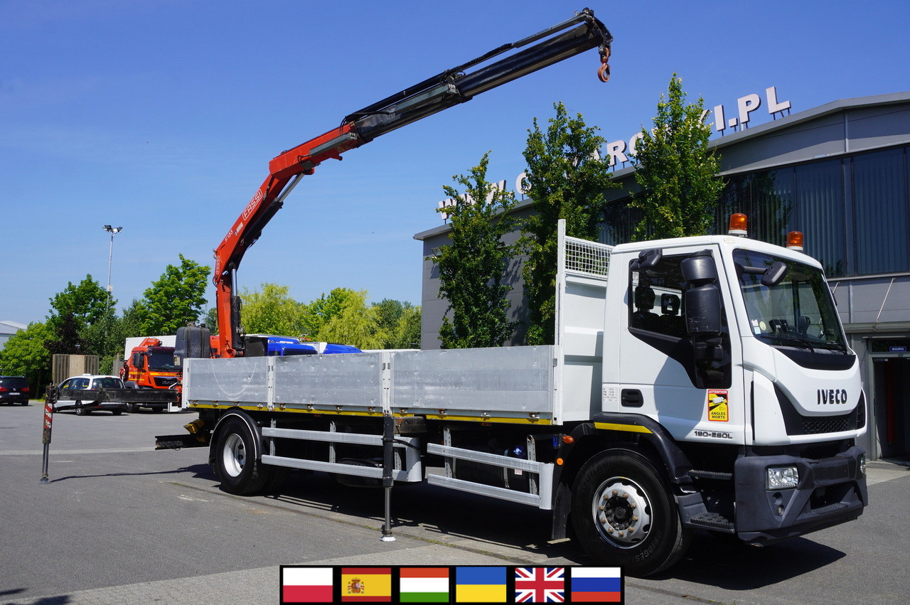 IVECO EUROCARGO 190-280L / FASSI F135A / 8 M / Lift cap. 5580 kg - Truk flatbed, Truk derek: gambar 1 IVECO EUROCARGO 190-280L / FASSI F135A / 8 M / Lift cap. 5580 kg - Truk flatbed, Truk derek: gambar 1