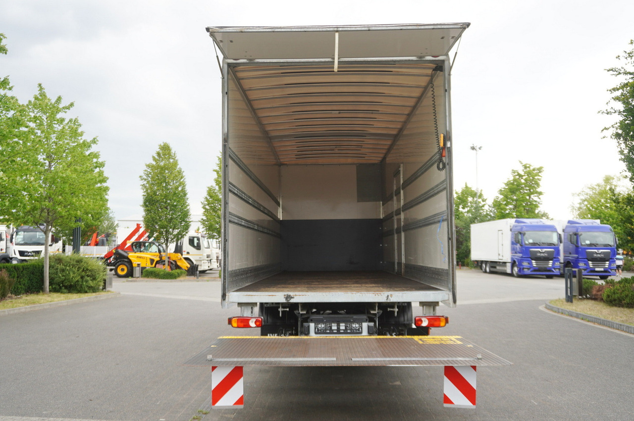 IVECO Eurocargo 12.210 / 18 EPAL box / 130 tho. km! / Dhollandia tail lift 1500 kg - Truk box: gambar 5 IVECO Eurocargo 12.210 / 18 EPAL box / 130 tho. km! / Dhollandia tail lift 1500 kg - Truk box: gambar 5