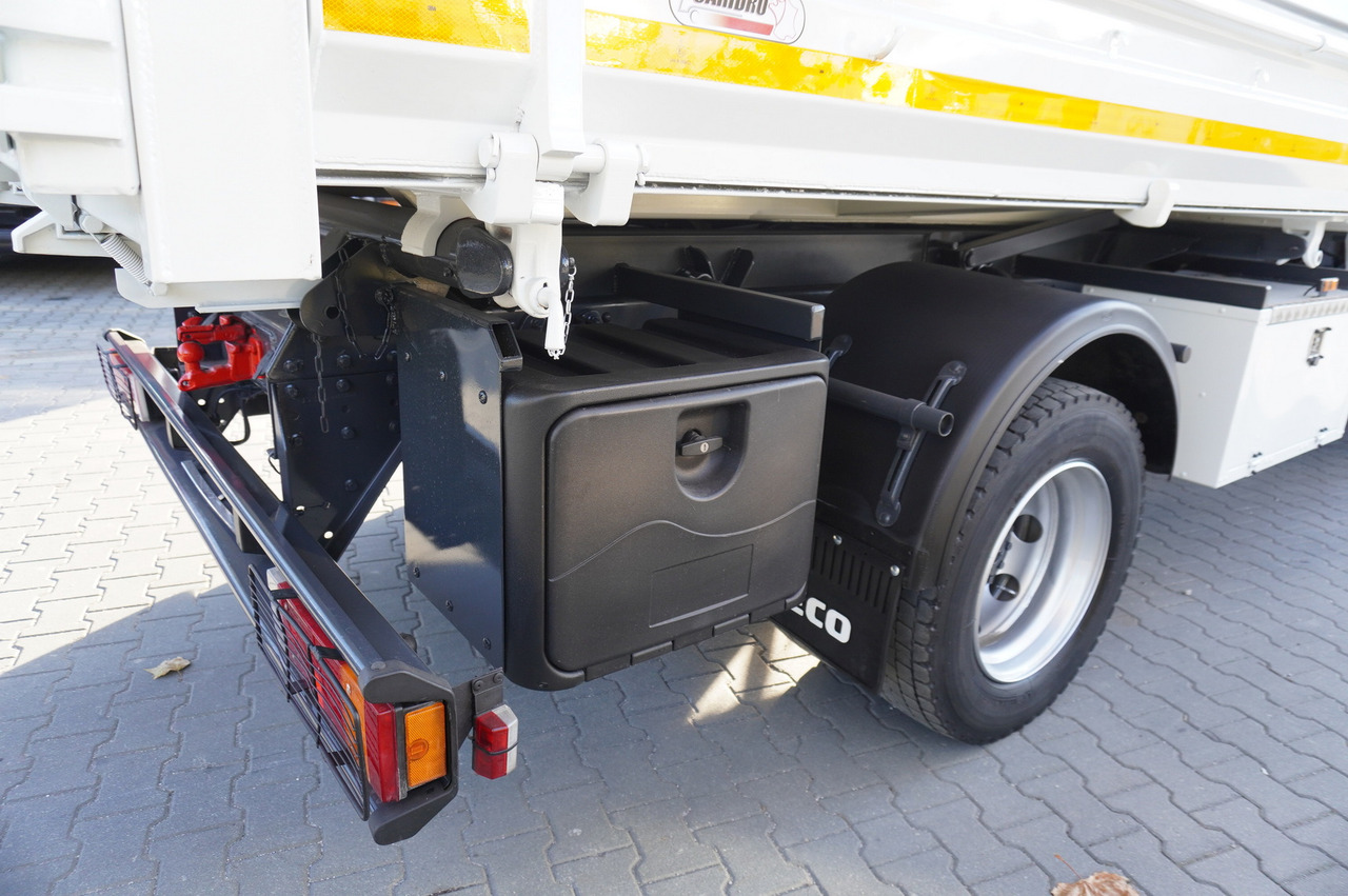 Leasing IVECO Eurocargo 120E18 Crane Palfinger / 3-way tipper / sleeper cab IVECO Eurocargo 120E18 Crane Palfinger / 3-way tipper / sleeper cab: gambar 25