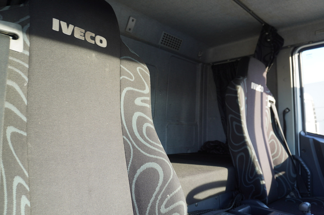 Leasing IVECO Eurocargo 120E18 Crane Palfinger / 3-way tipper / sleeper cab IVECO Eurocargo 120E18 Crane Palfinger / 3-way tipper / sleeper cab: gambar 17