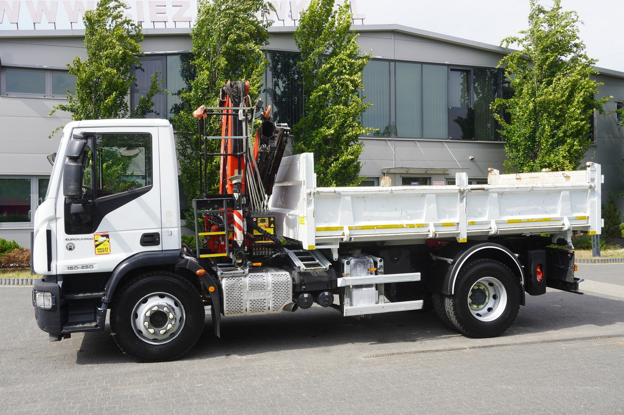 IVECO Eurocargo 160-250 / Fassi F95 crane / 120 tho. km / 3-sided tipper - Truk jungkit, Truk derek: gambar 5 IVECO Eurocargo 160-250 / Fassi F95 crane / 120 tho. km / 3-sided tipper - Truk jungkit, Truk derek: gambar 5