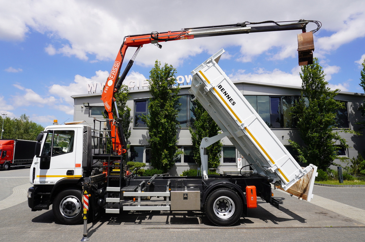 Truk jungkit, Truk derek IVECO Eurocargo 160E22 EEV Dump truck / Bortmatic / Crane FASSI F95A.0.22: gambar 13
