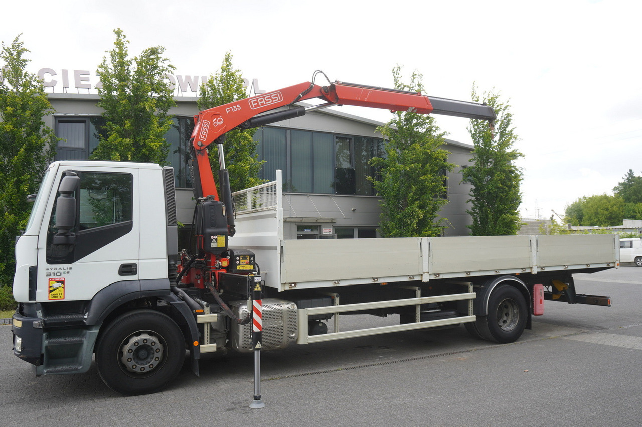 IVECO STRALIS 19.310 E6 / Flatbed 19 EPAL / FASSI F135 / 225 MTH! / 5.7 T - Truk derek, Truk derek: gambar 4 IVECO STRALIS 19.310 E6 / Flatbed 19 EPAL / FASSI F135 / 225 MTH! / 5.7 T - Truk derek, Truk derek: gambar 4