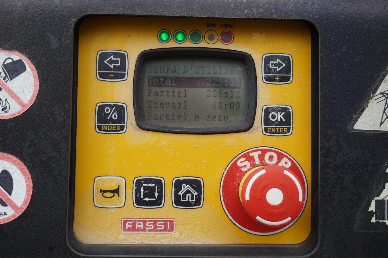 IVECO STRALIS 19.310 E6 / Flatbed 19 EPAL / FASSI F135 / 225 MTH! / 5.7 T - Truk derek, Truk derek: gambar 2 IVECO STRALIS 19.310 E6 / Flatbed 19 EPAL / FASSI F135 / 225 MTH! / 5.7 T - Truk derek, Truk derek: gambar 2