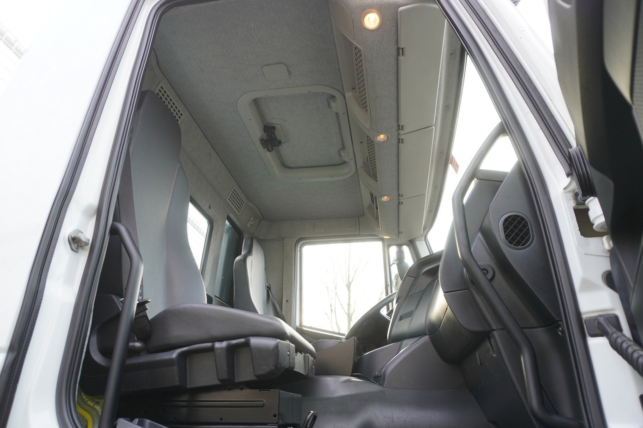 Truk derek IVECO Stralis X-Way 310 4x2 E6 / Fassi F155 crane / 670 MTH / Remote control / Rotator / 130 tho. km: gambar 30 Truk derek IVECO Stralis X-Way 310 4x2 E6 / Fassi F155 crane / 670 MTH / Remote control / Rotator / 130 tho. km: gambar 30