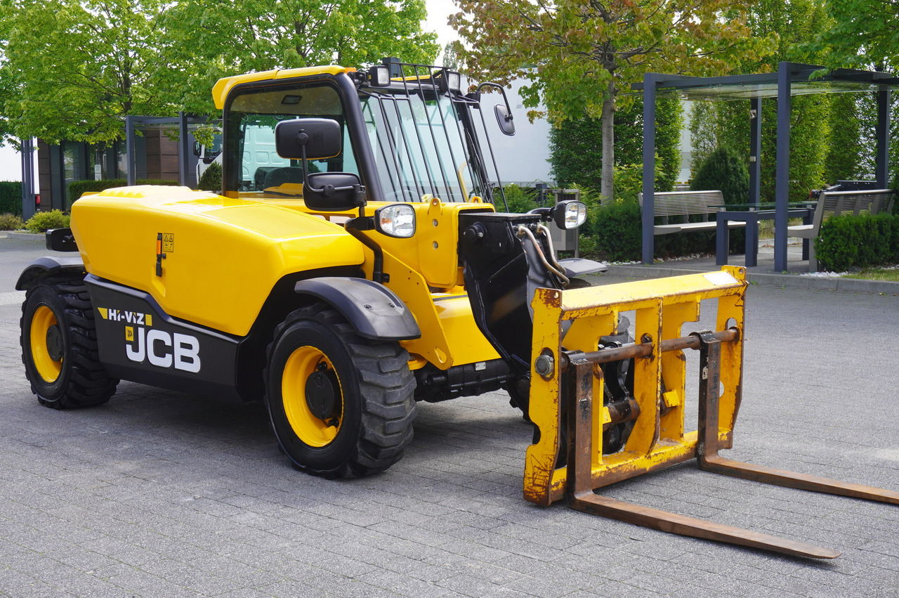 Telehandler JCB 525-60T5 / 2022 / 860 MTH! / 2.5 T / Reach 6 m / joystick: gambar 8