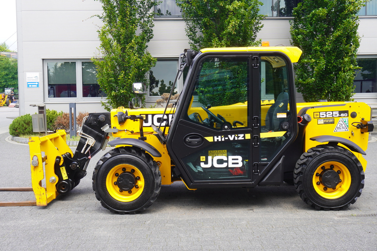 JCB 525-60T5 / 2022 / 860 MTH! / 2.5 T / Reach 6 m / joystick - Telehandler: gambar 3 JCB 525-60T5 / 2022 / 860 MTH! / 2.5 T / Reach 6 m / joystick - Telehandler: gambar 3