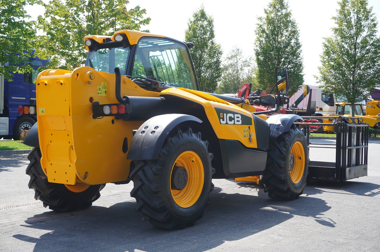 JCB 535-95 / 3.5 T / range 9.5 m / joystick - Loader depan teleskopik: gambar 4 JCB 535-95 / 3.5 T / range 9.5 m / joystick - Loader depan teleskopik: gambar 4