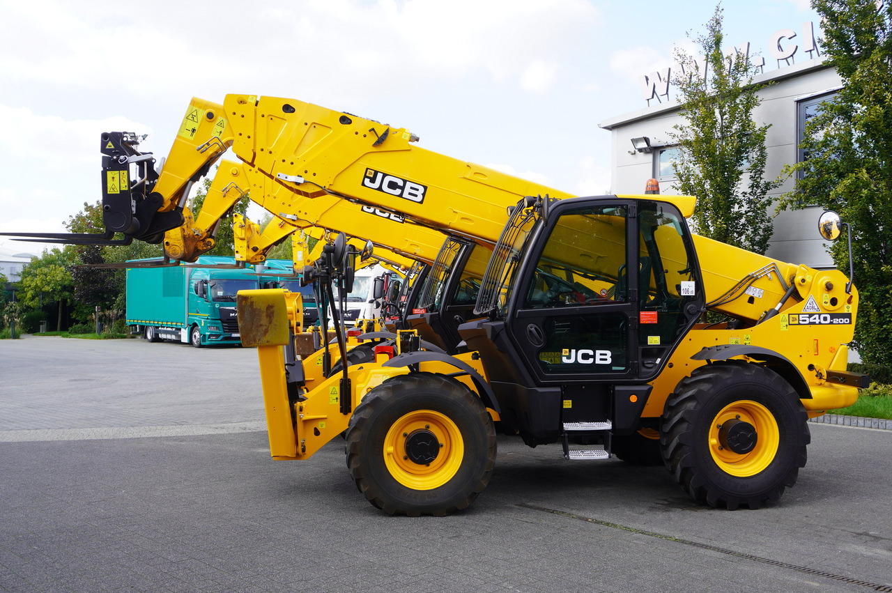JCB 540-140 telescopic loader / 14 m range / 1800 MTH / Several units - Loader depan teleskopik: gambar 4 JCB 540-140 telescopic loader / 14 m range / 1800 MTH / Several units - Loader depan teleskopik: gambar 4