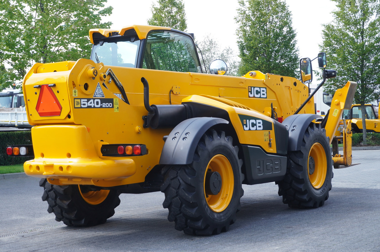 JCB 540-200 Telescopic Loader / 20 m reach / joystick - Loader depan teleskopik: gambar 5 JCB 540-200 Telescopic Loader / 20 m reach / joystick - Loader depan teleskopik: gambar 5