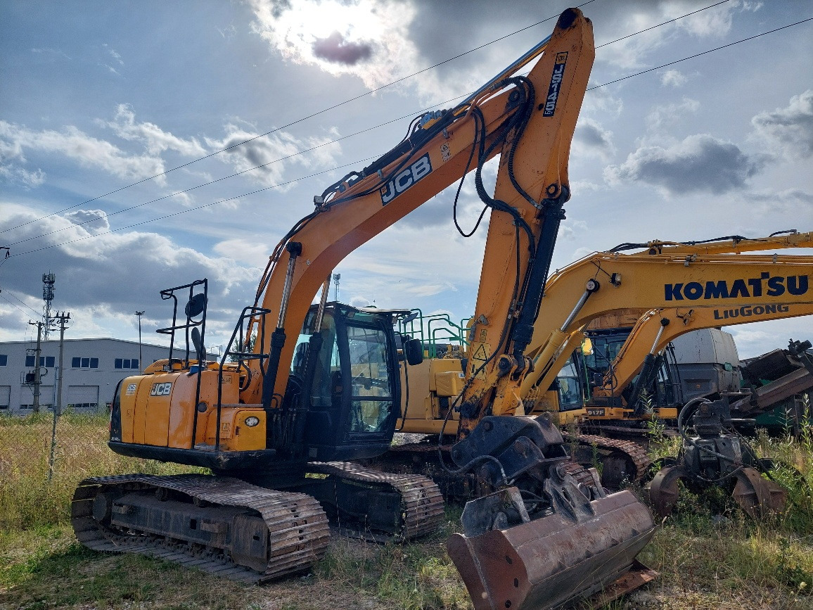 JCB JS 145LC crawler excavator / 4800 MTH - Ekskavator perayap: gambar 4 JCB JS 145LC crawler excavator / 4800 MTH - Ekskavator perayap: gambar 4