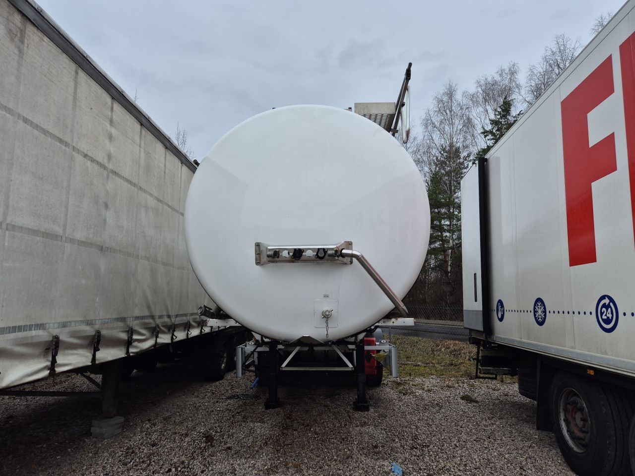 KÄSSBOHRER cistern for chemicals / ADR - Semi-trailer tangki: gambar 3 KÄSSBOHRER cistern for chemicals / ADR - Semi-trailer tangki: gambar 3