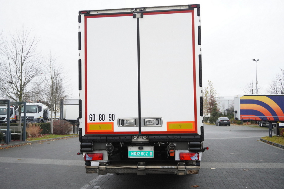 LAMBERET refrigerated semi-trailer / Carrier Vector 1550 unit - Semi-trailer berpendingin: gambar 5 LAMBERET refrigerated semi-trailer / Carrier Vector 1550 unit - Semi-trailer berpendingin: gambar 5