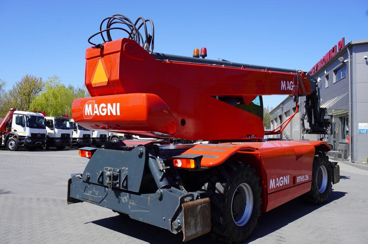 MAGNI RTH 5.26 telescopic loader / Range 26 m / load cap 5000 kg / Remote control - Loader depan teleskopik: gambar 5 MAGNI RTH 5.26 telescopic loader / Range 26 m / load cap 5000 kg / Remote control - Loader depan teleskopik: gambar 5