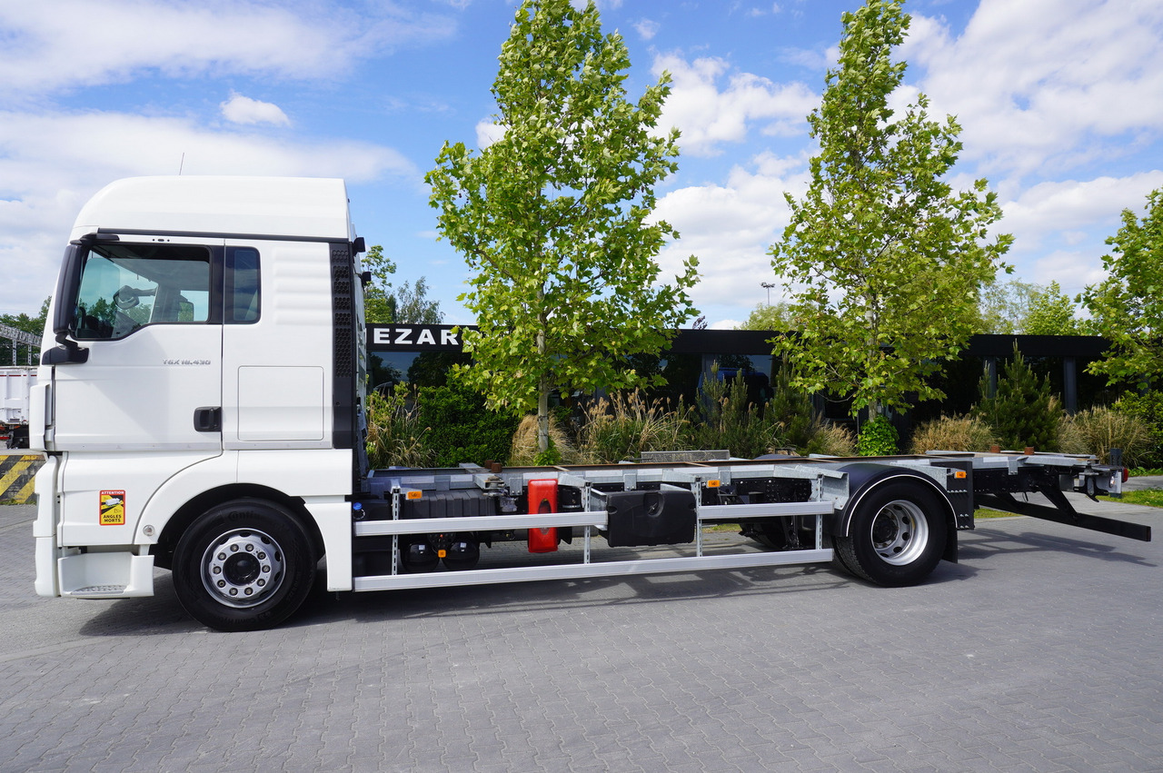MAN GX 18.430 / BDF 7.5 m / sleeping cab / 2021 - Pengangkut kontainer/ Container truck: gambar 2 MAN GX 18.430 / BDF 7.5 m / sleeping cab / 2021 - Pengangkut kontainer/ Container truck: gambar 2