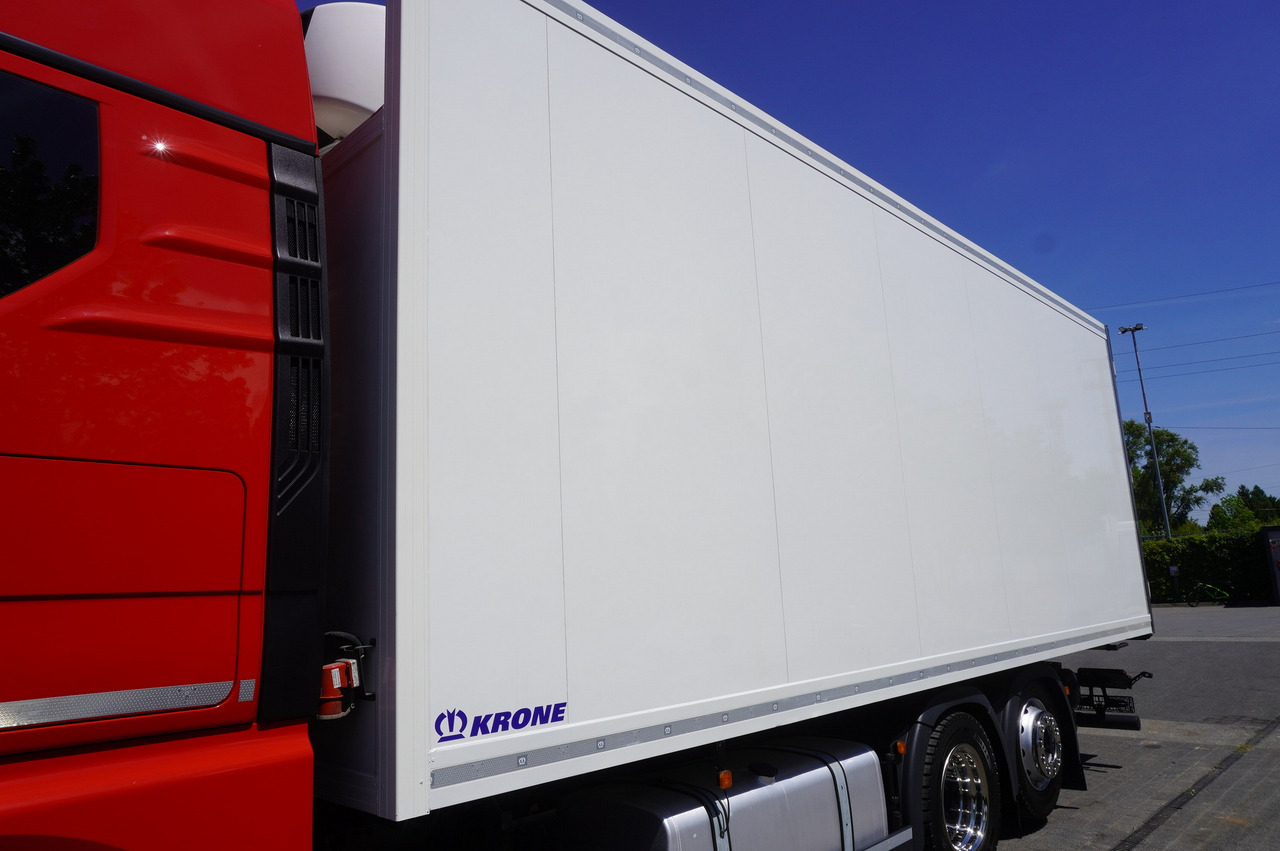 Truk berpendingin MAN GX 26.510 / 2022 / NEW Krone bitemperature refrigerated truck / Carrier Supra 850 MT / 4 units: gambar 12
