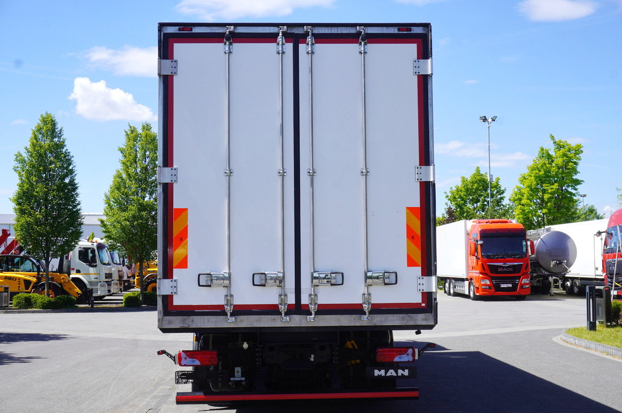 MAN GX 26.510 / 2022 / NEW Krone bitemperature refrigerated truck / Carrier Supra 850 MT / 4 units - Truk berpendingin: gambar 3 MAN GX 26.510 / 2022 / NEW Krone bitemperature refrigerated truck / Carrier Supra 850 MT / 4 units - Truk berpendingin: gambar 3