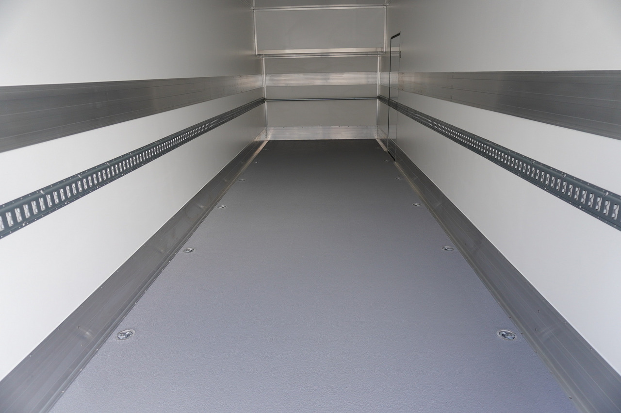 Truk box baru MAN New MAN TGX 26.400 / NEW IGLOOCAR refrigerator 20 pallets / 6×2 / 2024 / 2 units: gambar 11