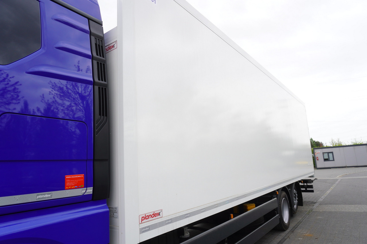 Truk box baru MAN New MAN TGX 26.400 / New Isotherm Plandex 23 Pallets / Warranty: gambar 8