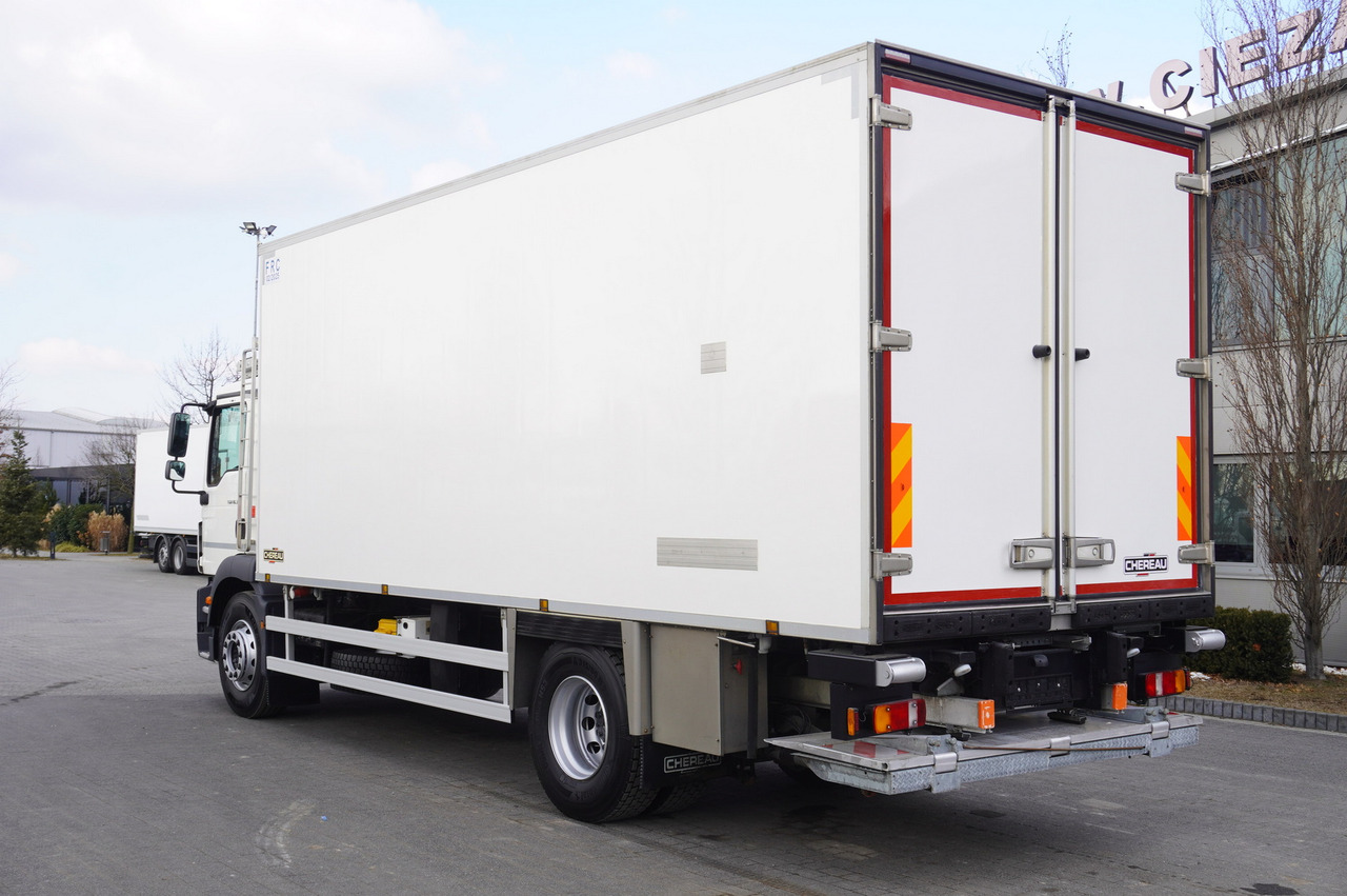 MAN TGM 18.320 / CHEREAU meat hook refrigerator / Carcass elevator - Truk berpendingin: gambar 5 MAN TGM 18.320 / CHEREAU meat hook refrigerator / Carcass elevator - Truk berpendingin: gambar 5