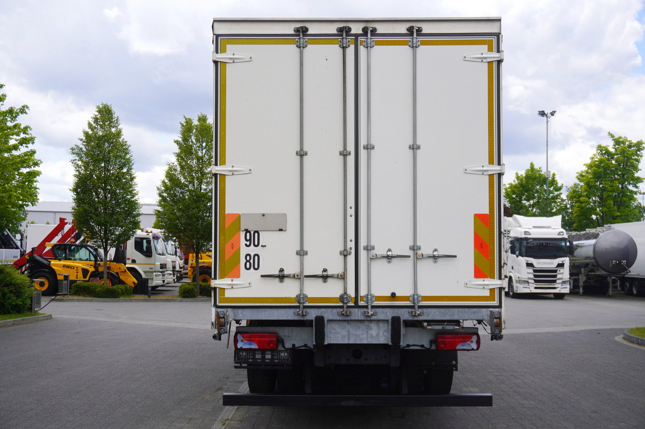 MAN TGS 18.440 / 19 EPAL curtainsider / Sleeper cab - Truk dengan terpal samping: gambar 3 MAN TGS 18.440 / 19 EPAL curtainsider / Sleeper cab - Truk dengan terpal samping: gambar 3