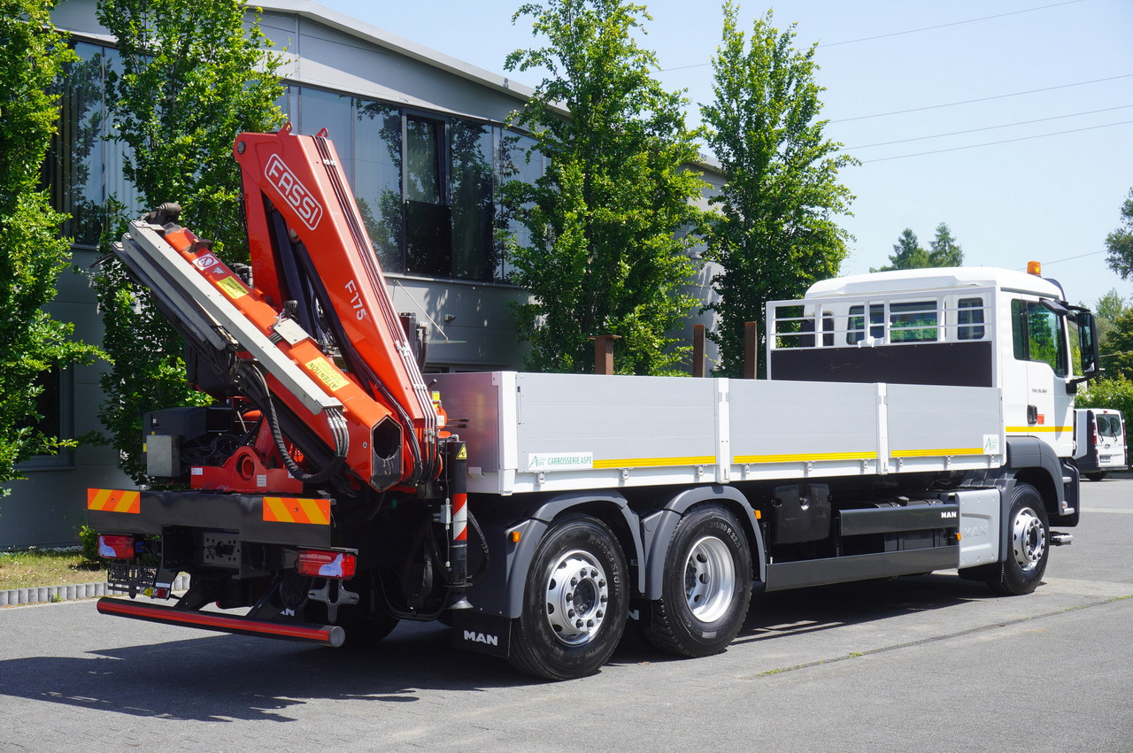 MAN TGS 26.360 Flatbed / Fassi F175 7.7 T / steered 3rd axle - Truk derek: gambar 5 MAN TGS 26.360 Flatbed / Fassi F175 7.7 T / steered 3rd axle - Truk derek: gambar 5