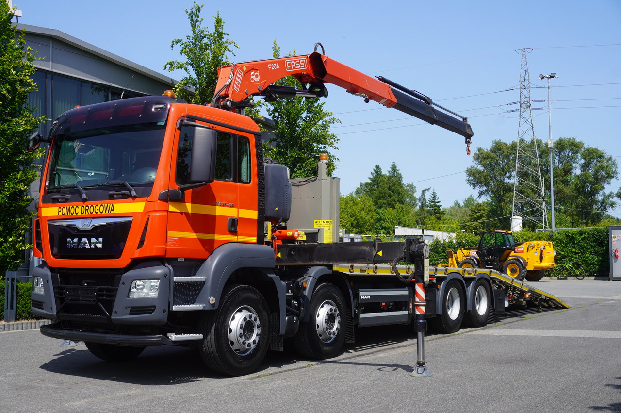 MAN TGS 35.360 E6 8x2 / FASSI F235 crane / 6.5 T cap. / 8.3 m reach - Truk pengangkut mobil, Truk derek: gambar 2 MAN TGS 35.360 E6 8x2 / FASSI F235 crane / 6.5 T cap. / 8.3 m reach - Truk pengangkut mobil, Truk derek: gambar 2