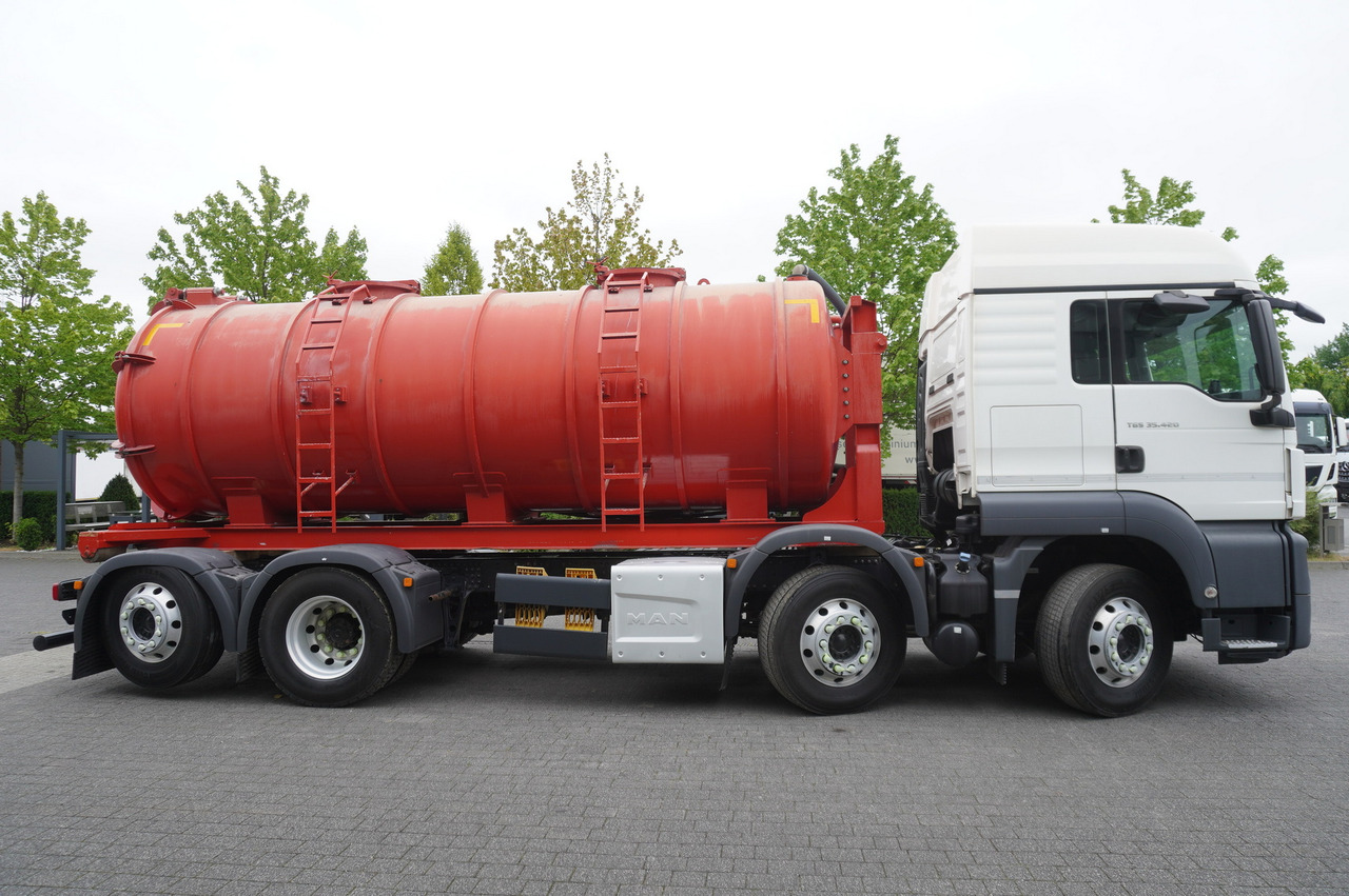 MAN TGS 35.420 8×2 / NEW septic barrel 13000 L / 3 steered axles - Kapal tanker bubur: gambar 5 MAN TGS 35.420 8×2 / NEW septic barrel 13000 L / 3 steered axles - Kapal tanker bubur: gambar 5