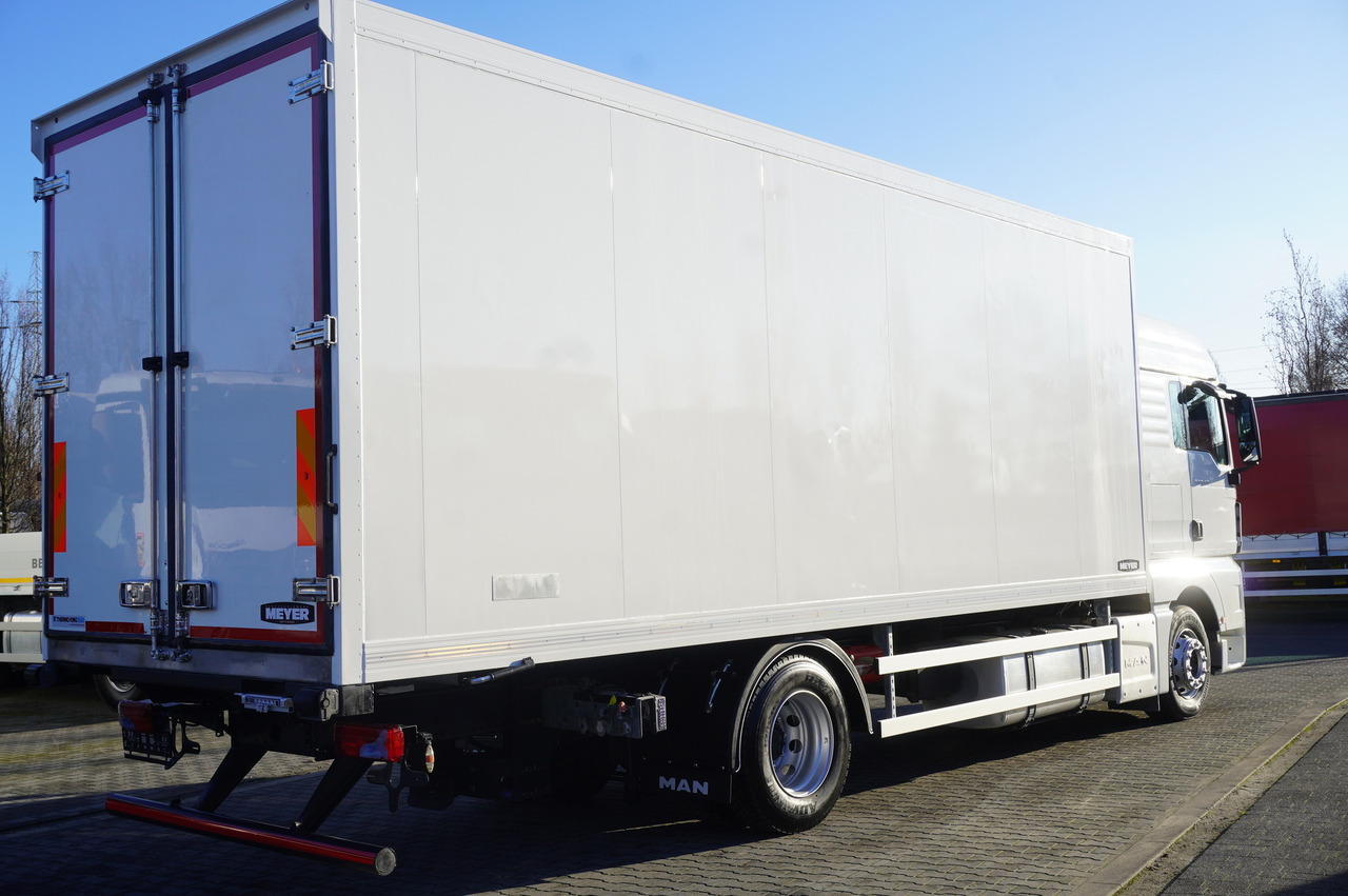 MAN TGX 18.430 E6 / Meyer 19 EPAL refrigerator / Sleeper cab - Truk berpendingin: gambar 3 MAN TGX 18.430 E6 / Meyer 19 EPAL refrigerator / Sleeper cab - Truk berpendingin: gambar 3