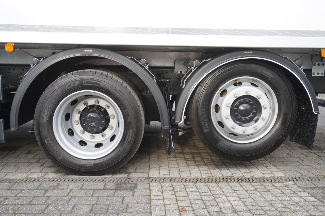 Leasing MAN TGX 26.400 / IGLOOCAR / Carrier Supra 1150 MT Silent MAN TGX 26.400 / IGLOOCAR / Carrier Supra 1150 MT Silent: gambar 9