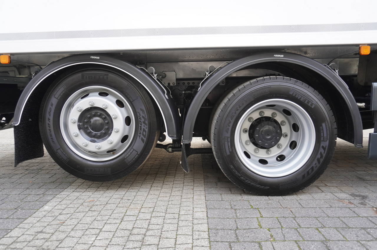 Leasing MAN TGX 26.400 / IGLOOCAR / Carrier Supra 1150 MT Silent MAN TGX 26.400 / IGLOOCAR / Carrier Supra 1150 MT Silent: gambar 11