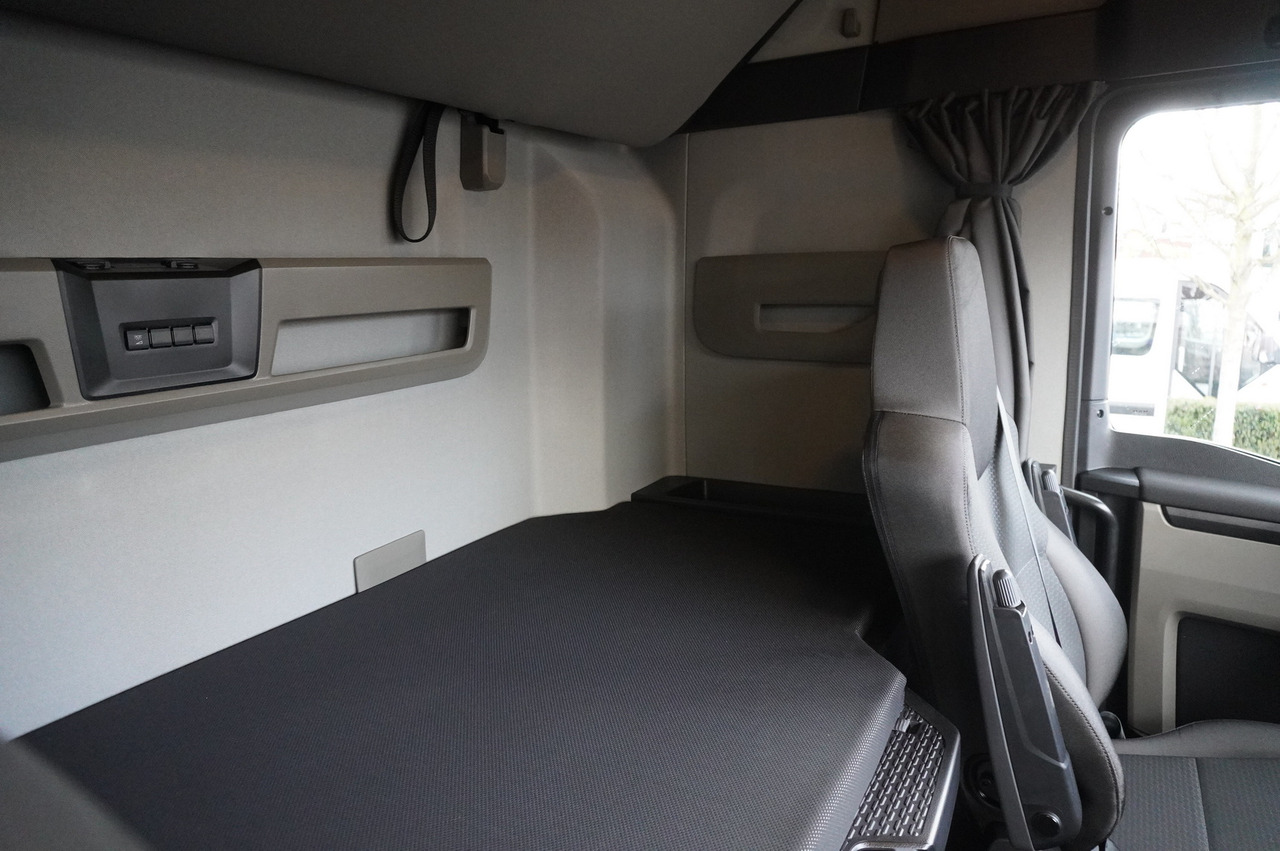 Truk berpendingin baru MAN TGX 26.400 / IGLOOCAR / Carrier Supra 1150 MT Silent: gambar 24