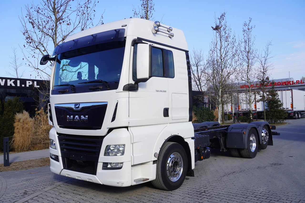 MAN TGX 26,500 / 500 HP / steering 3rd axle / 20 t cap. / Chassis 6.5 m - Truk sasis: gambar 3 MAN TGX 26,500 / 500 HP / steering 3rd axle / 20 t cap. / Chassis 6.5 m - Truk sasis: gambar 3