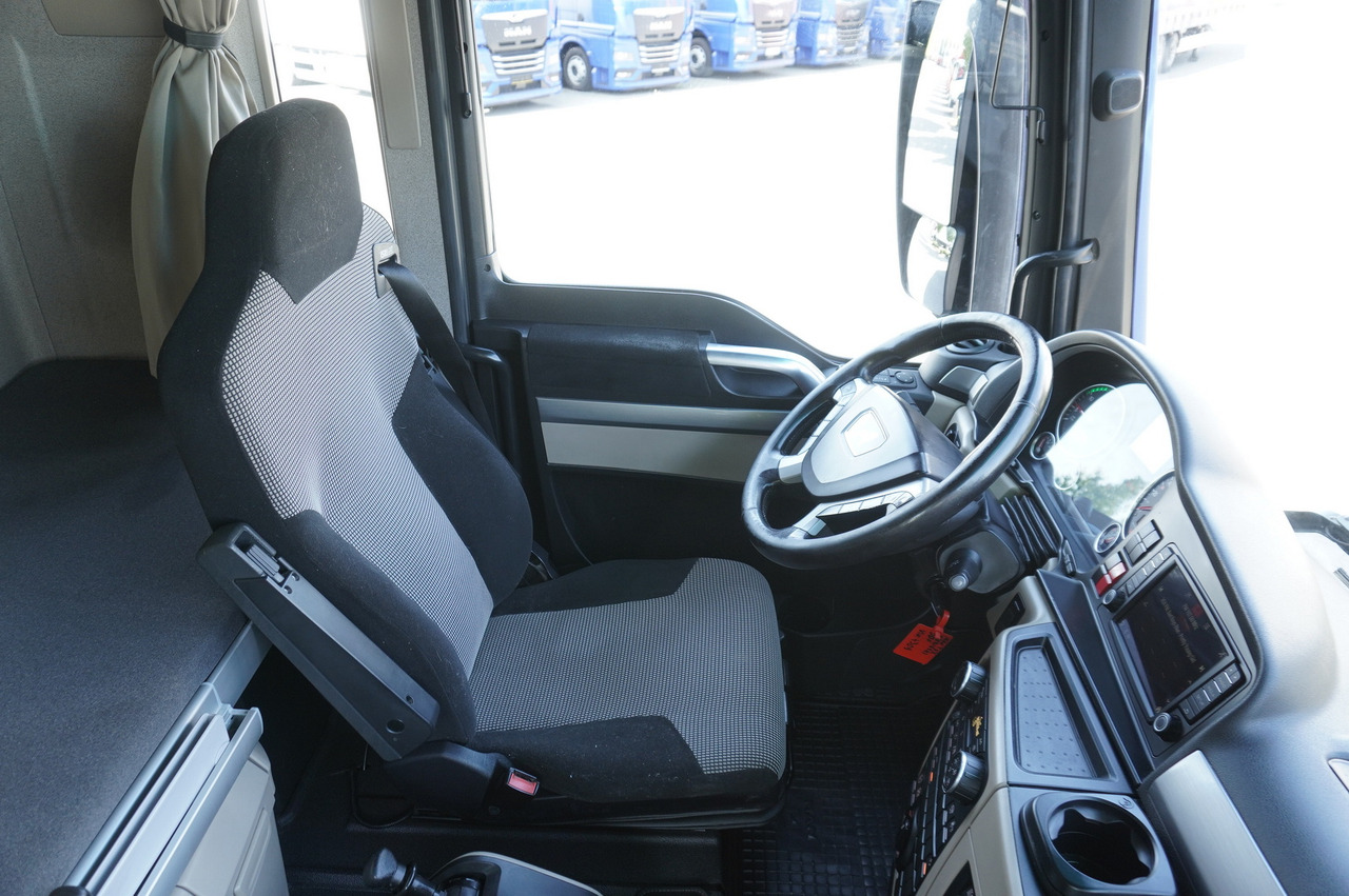 Leasing MAN TGX 26.500 E6 XXL / Schmitz 19 pallets / Thermoking / steering axle MAN TGX 26.500 E6 XXL / Schmitz 19 pallets / Thermoking / steering axle: gambar 38 Leasing MAN TGX 26.500 E6 XXL / Schmitz 19 pallets / Thermoking / steering axle MAN TGX 26.500 E6 XXL / Schmitz 19 pallets / Thermoking / steering axle: gambar 38