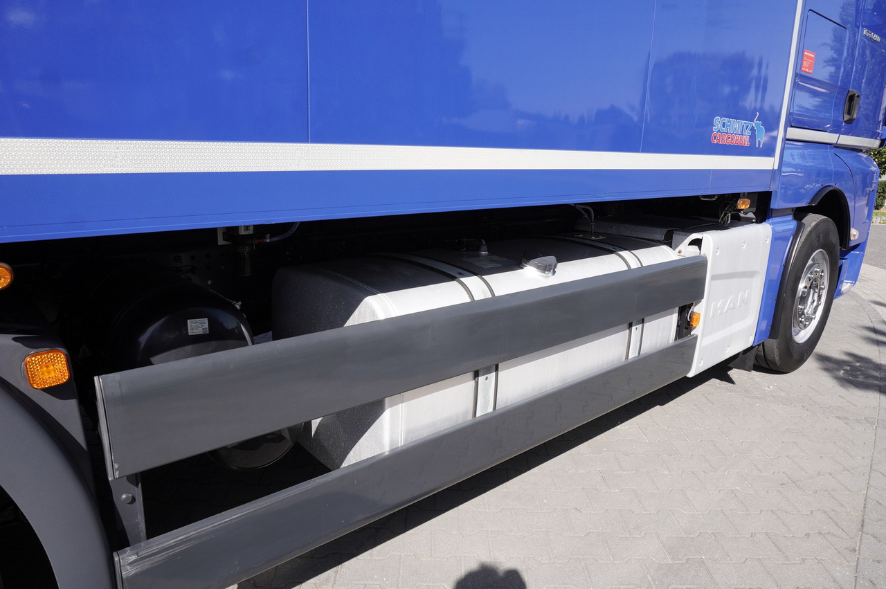 Leasing MAN TGX 26.500 E6 XXL / Schmitz 19 pallets / Thermoking / steering axle MAN TGX 26.500 E6 XXL / Schmitz 19 pallets / Thermoking / steering axle: gambar 16 Leasing MAN TGX 26.500 E6 XXL / Schmitz 19 pallets / Thermoking / steering axle MAN TGX 26.500 E6 XXL / Schmitz 19 pallets / Thermoking / steering axle: gambar 16