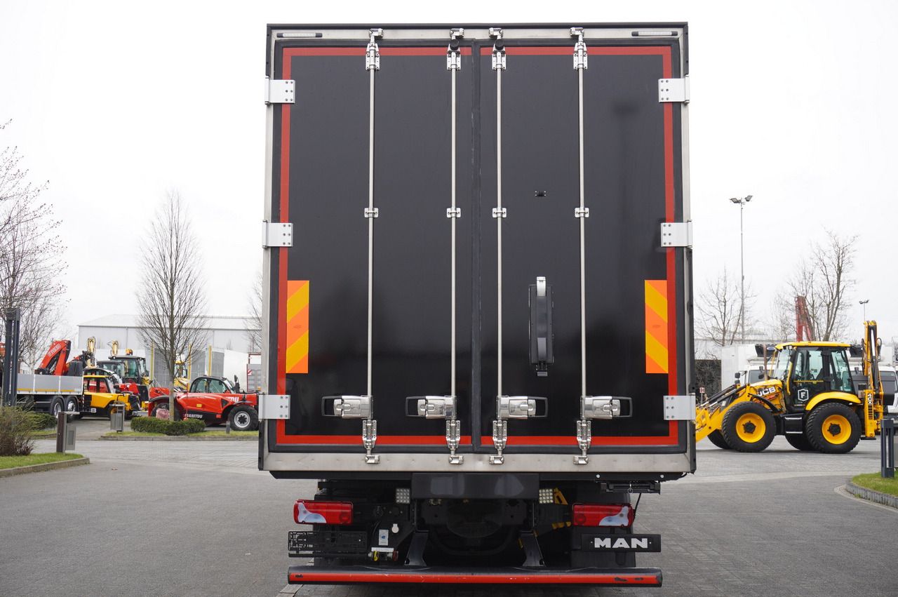 MAN TGX 28.480 6x2 / 2024 / Krone 18 EPAL refrigerator / Dopplestock - Truk berpendingin: gambar 4 MAN TGX 28.480 6x2 / 2024 / Krone 18 EPAL refrigerator / Dopplestock - Truk berpendingin: gambar 4