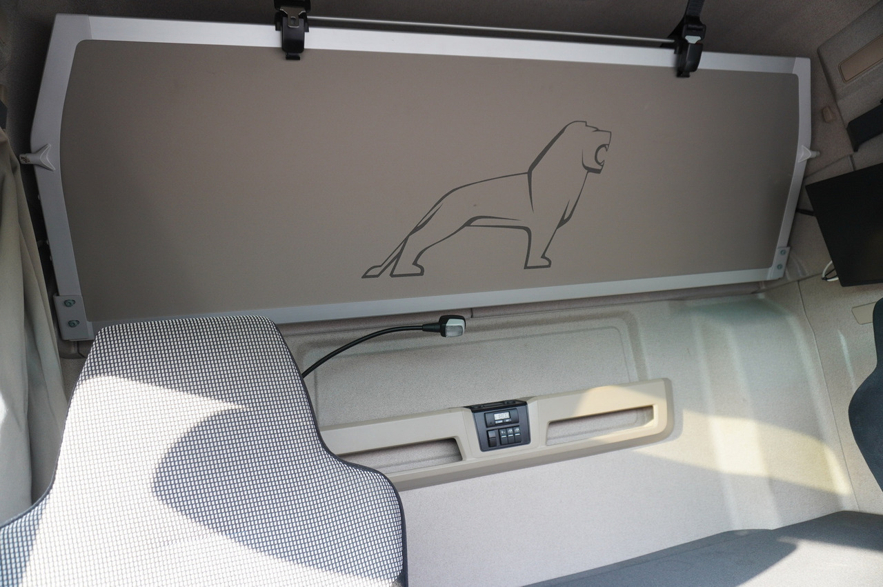 Leasing MAN TGX 35.580 E6 8x4/4 - 8.8m chassis frame MAN TGX 35.580 E6 8x4/4 - 8.8m chassis frame: gambar 28 Leasing MAN TGX 35.580 E6 8x4/4 - 8.8m chassis frame MAN TGX 35.580 E6 8x4/4 - 8.8m chassis frame: gambar 28