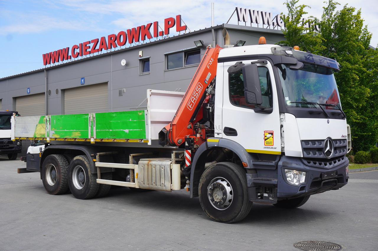 MERCEDES-BENZ AROCS 2633 6x4 / 5.5 T crane FASSI F135 / Tipper 15 EPAL - Truk derek: gambar 3 MERCEDES-BENZ AROCS 2633 6x4 / 5.5 T crane FASSI F135 / Tipper 15 EPAL - Truk derek: gambar 3