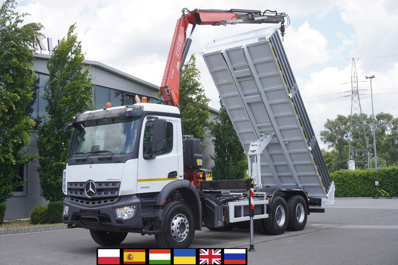 MERCEDES-BENZ AROCS 2633 6x4 / 5.5 T crane FASSI F135 / Tipper 15 EPAL - Truk derek: gambar 1 MERCEDES-BENZ AROCS 2633 6x4 / 5.5 T crane FASSI F135 / Tipper 15 EPAL - Truk derek: gambar 1