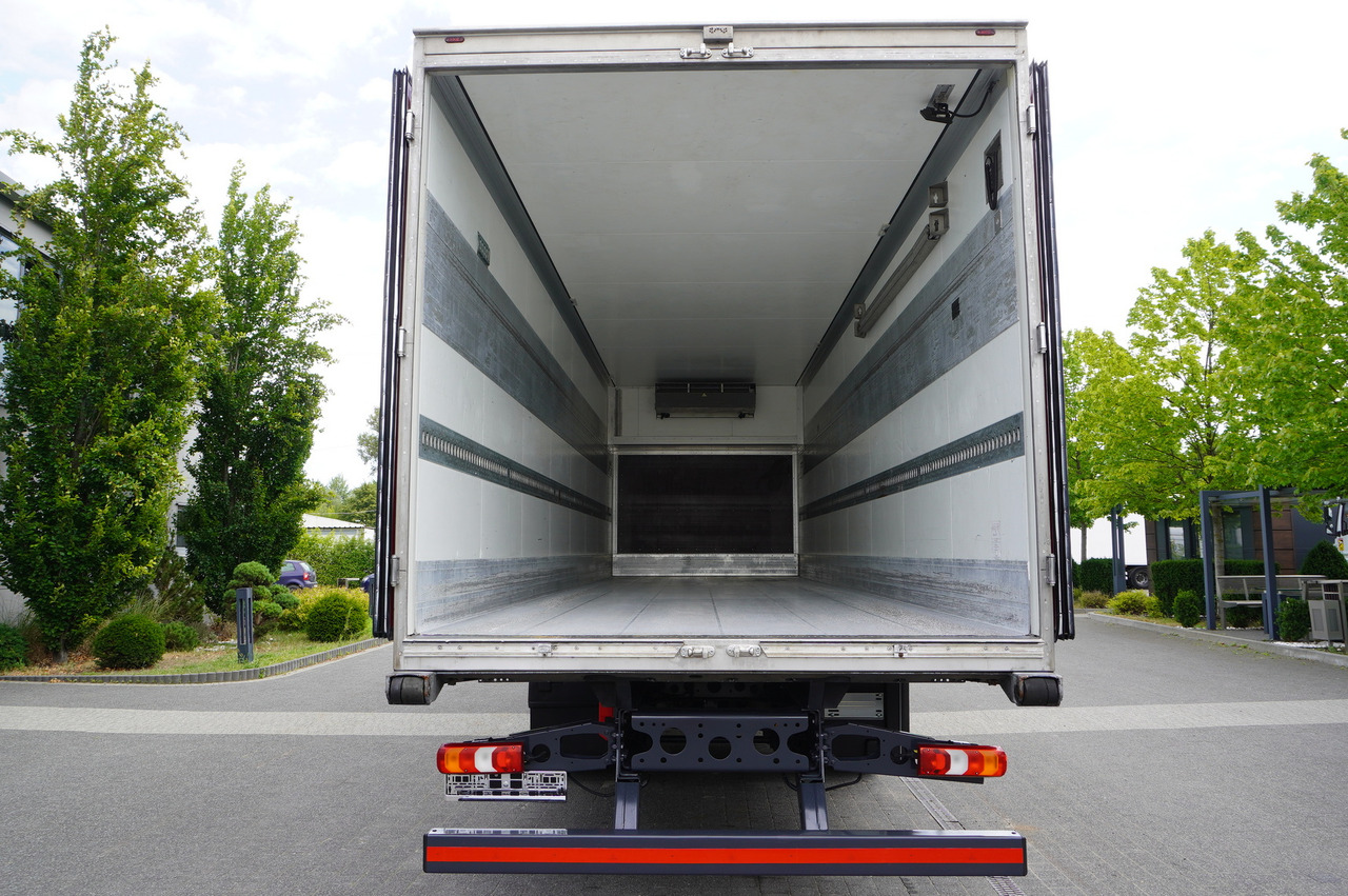 MERCEDES-BENZ Actros 1824 / Refrigerator 22 EPAL / Carrier Supra 850 / Sleeping cabin - Truk berpendingin: gambar 5 MERCEDES-BENZ Actros 1824 / Refrigerator 22 EPAL / Carrier Supra 850 / Sleeping cabin - Truk berpendingin: gambar 5