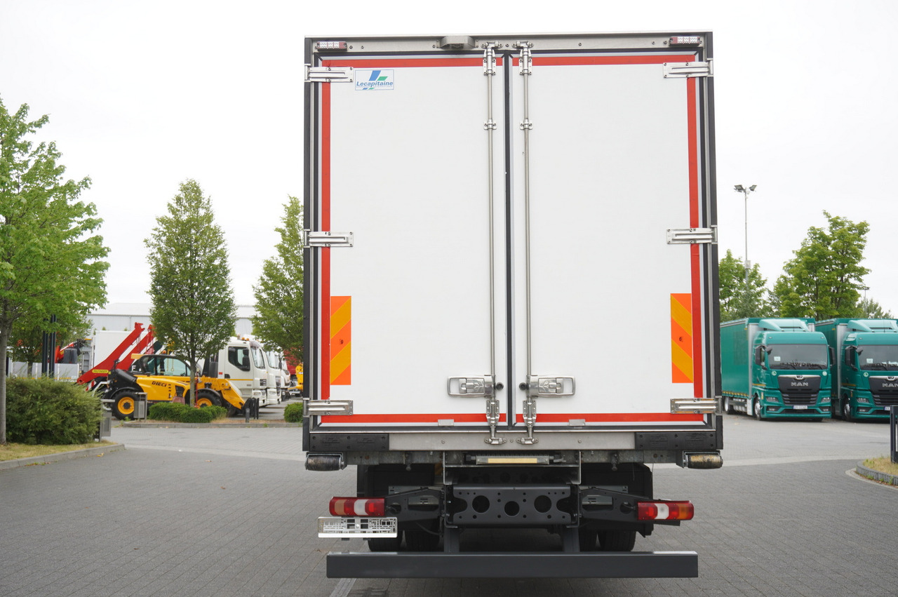 MERCEDES-BENZ Actros 1824 / Refrigerator 22 EPAL / Carrier Supra 950 / Sleeping cabin - Truk berpendingin: gambar 4 MERCEDES-BENZ Actros 1824 / Refrigerator 22 EPAL / Carrier Supra 950 / Sleeping cabin - Truk berpendingin: gambar 4