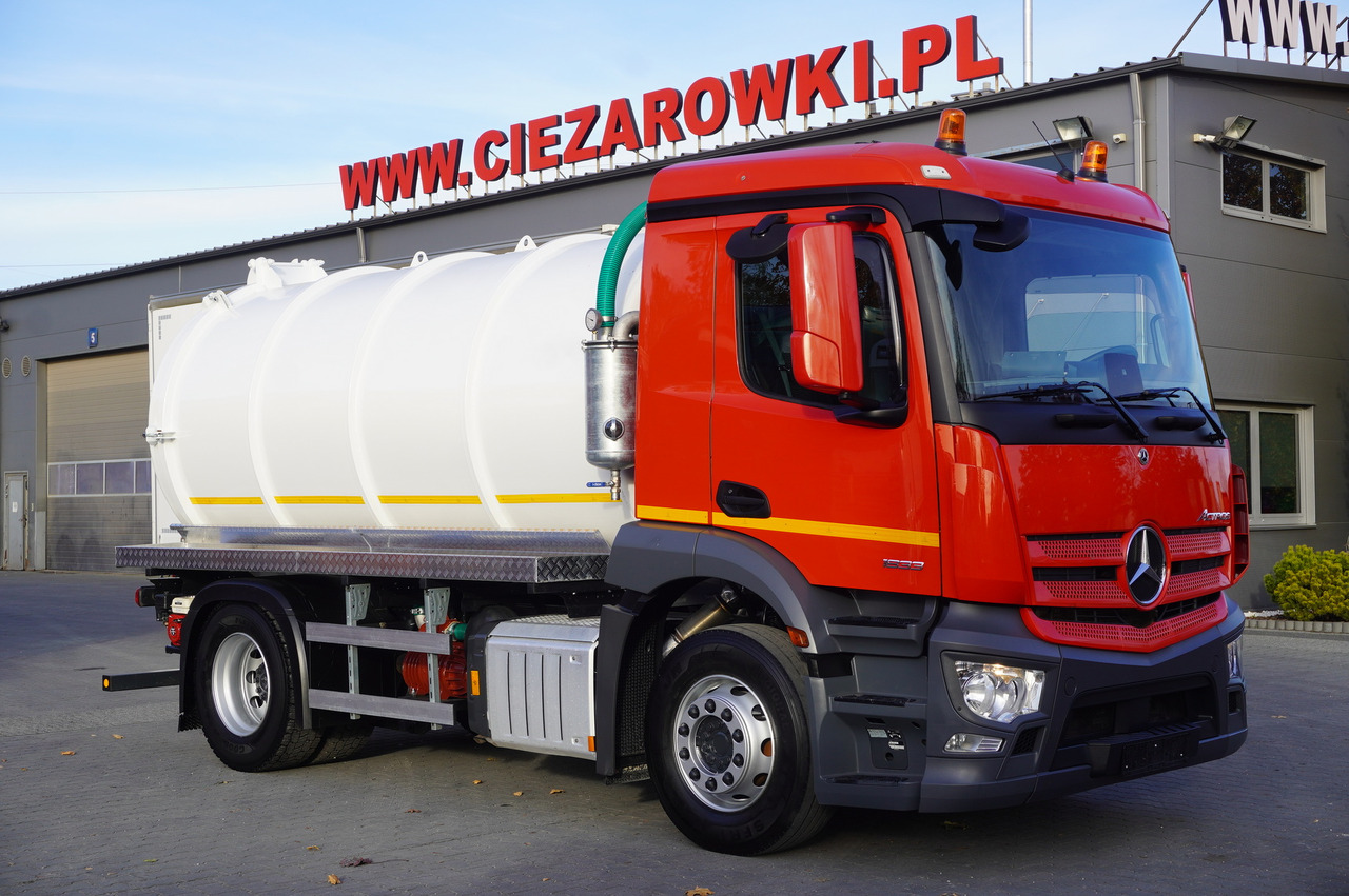 MERCEDES-BENZ Actros 1833 / 260 tho. km / NEW septic tank 11000 l - Truk tangki: gambar 1 MERCEDES-BENZ Actros 1833 / 260 tho. km / NEW septic tank 11000 l - Truk tangki: gambar 1