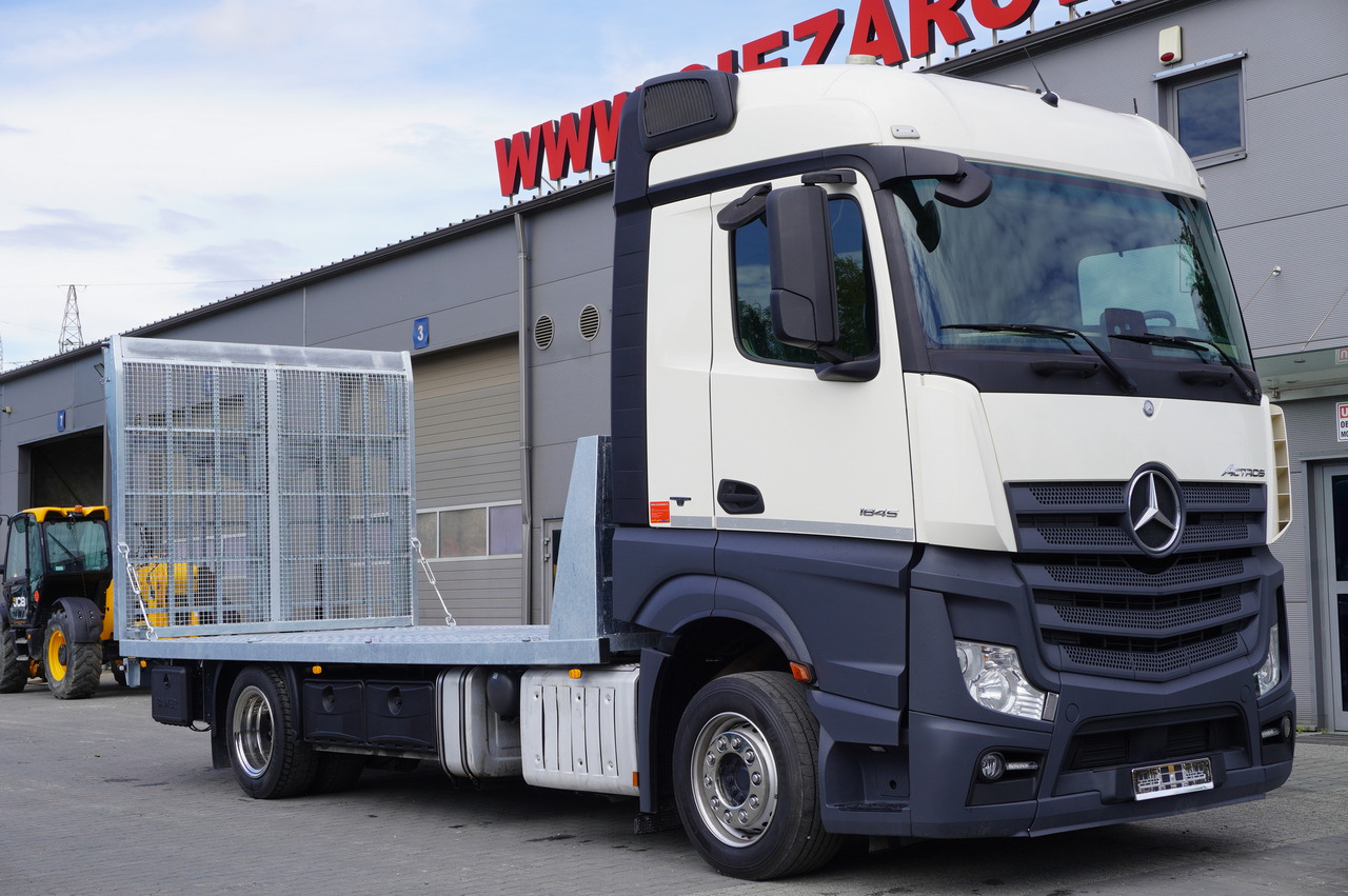 MERCEDES-BENZ Actros 1845 4×2 E6 / NEW tow truck platform 8.3 m / Sleeper cab - Truk pengangkut mobil: gambar 4 MERCEDES-BENZ Actros 1845 4×2 E6 / NEW tow truck platform 8.3 m / Sleeper cab - Truk pengangkut mobil: gambar 4