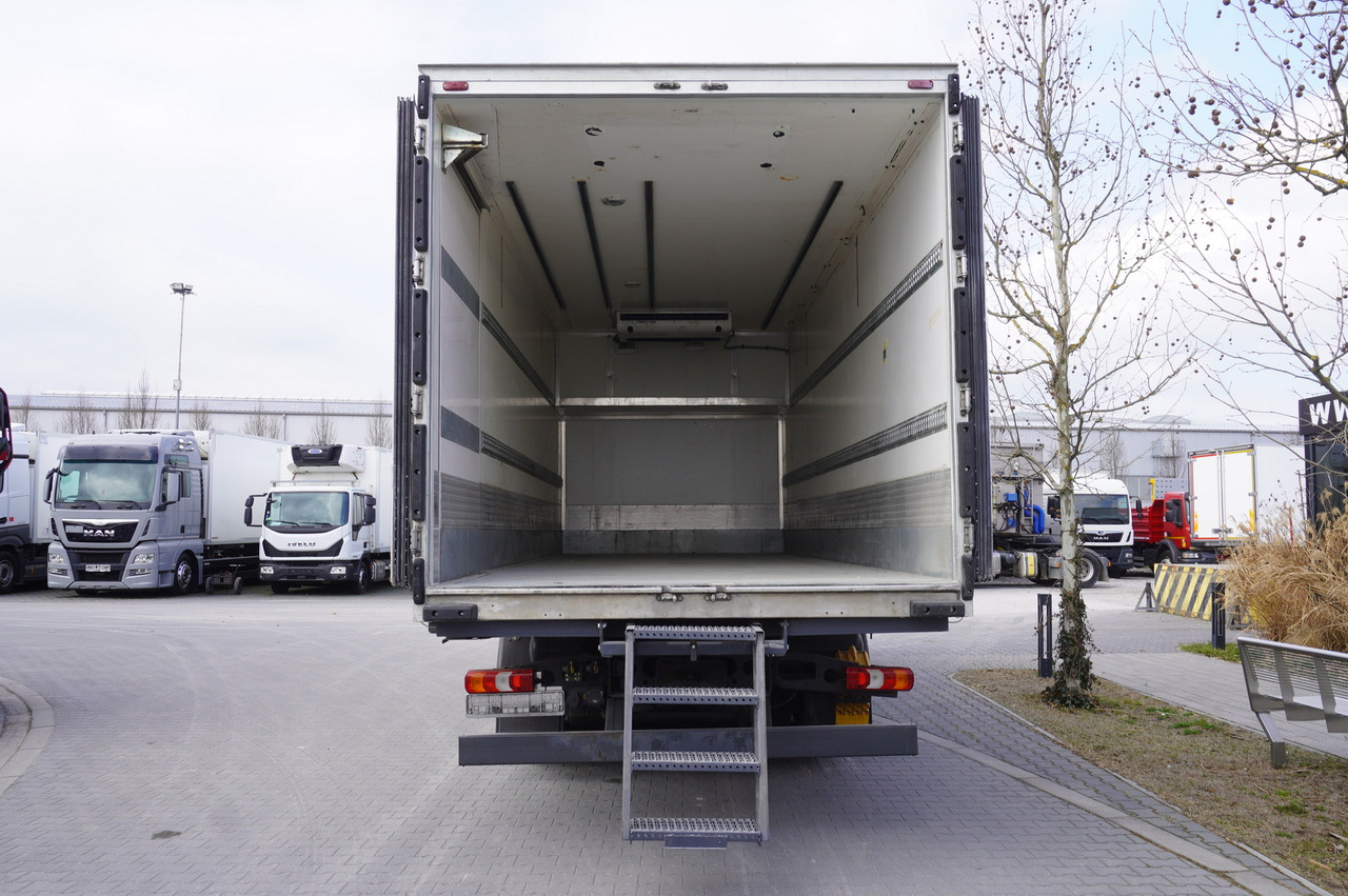 MERCEDES-BENZ Actros 2542 / GIGA cabin / Thermoking 1000R - Truk berpendingin: gambar 5 MERCEDES-BENZ Actros 2542 / GIGA cabin / Thermoking 1000R - Truk berpendingin: gambar 5