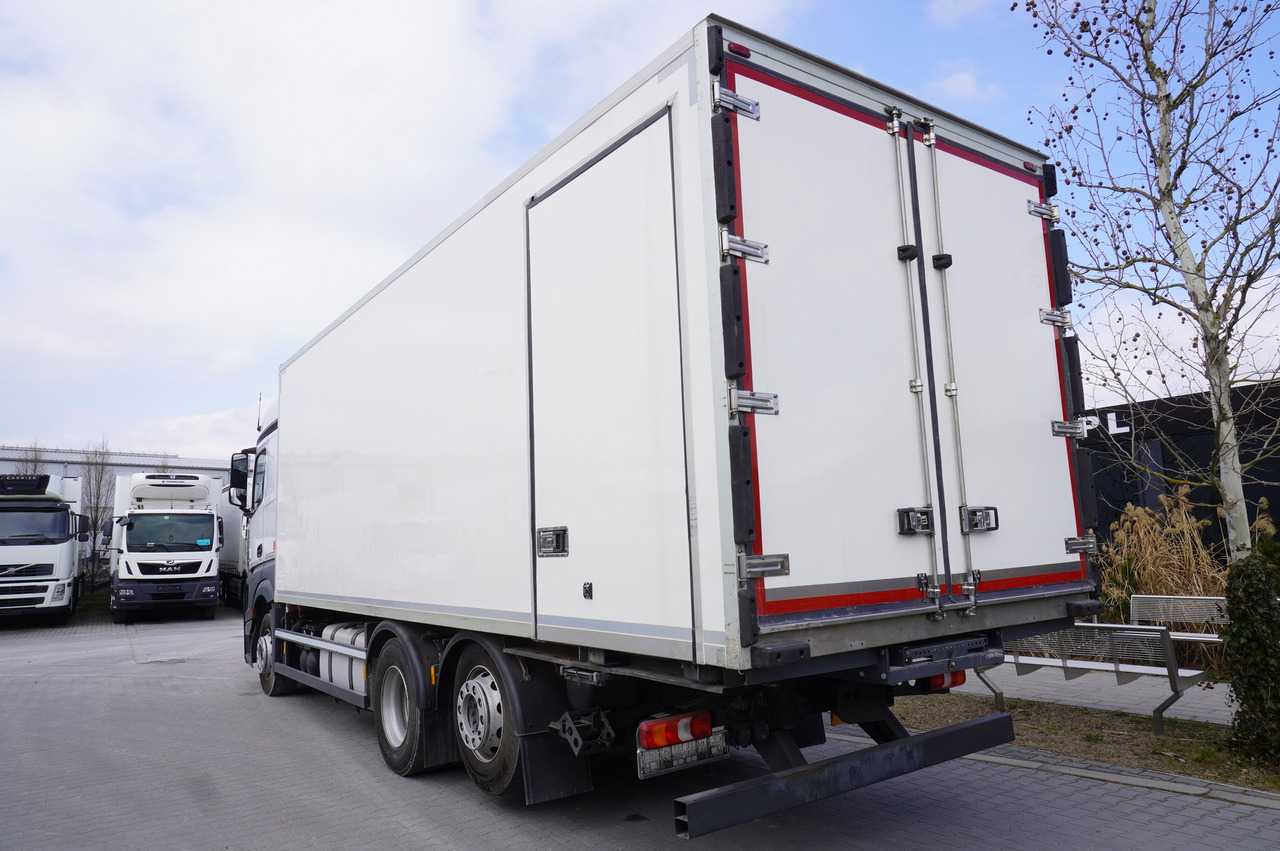 MERCEDES-BENZ Actros 2542 / GIGA cabin / Thermoking 1000R - Truk berpendingin: gambar 3 MERCEDES-BENZ Actros 2542 / GIGA cabin / Thermoking 1000R - Truk berpendingin: gambar 3