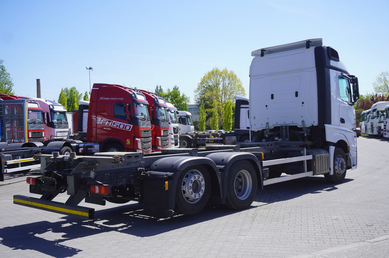 MERCEDES-BENZ Actros 2545 6×2 MP5 / Full ADR / BDF - Pengangkut kontainer/ Container truck: gambar 5 MERCEDES-BENZ Actros 2545 6×2 MP5 / Full ADR / BDF - Pengangkut kontainer/ Container truck: gambar 5