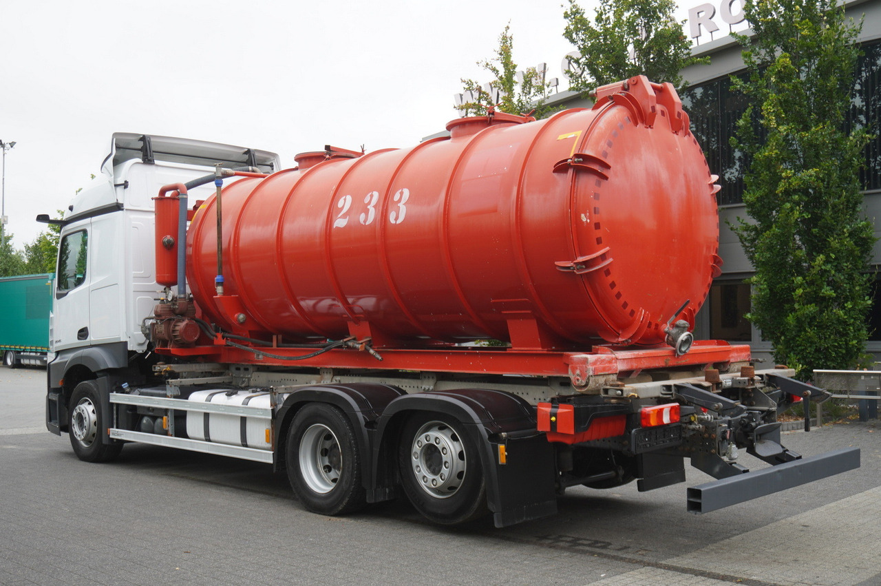 MERCEDES-BENZ Actros 2545 6 × 2 MP5 / NEW septic barrel 13000 L - Kapal tanker bubur: gambar 3 MERCEDES-BENZ Actros 2545 6 × 2 MP5 / NEW septic barrel 13000 L - Kapal tanker bubur: gambar 3
