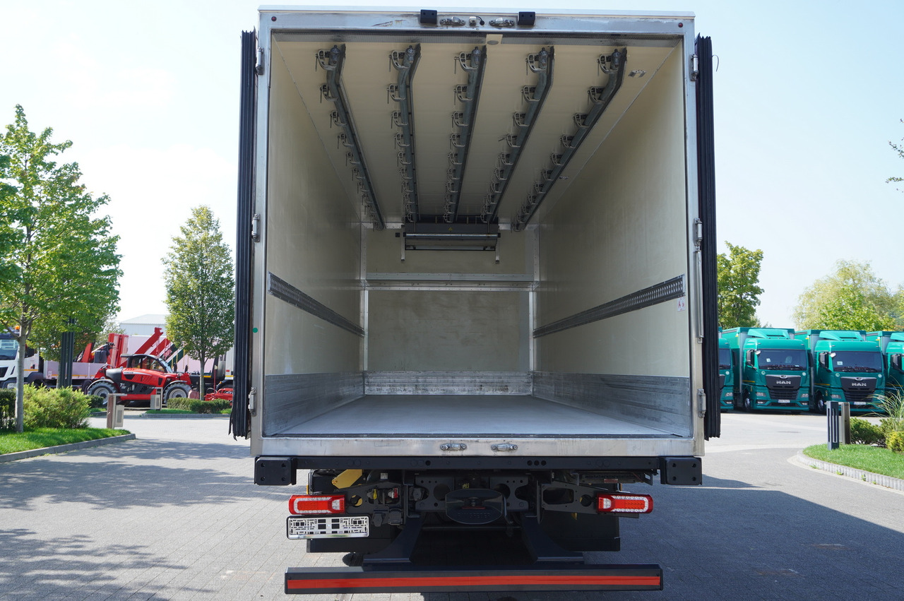 MERCEDES-BENZ Actros 2545 MP5 6×2 E6 / Kiesling meat hook refrigerator / Carrier Supra 1250 / 2022 - Truk berpendingin: gambar 4 MERCEDES-BENZ Actros 2545 MP5 6×2 E6 / Kiesling meat hook refrigerator / Carrier Supra 1250 / 2022 - Truk berpendingin: gambar 4